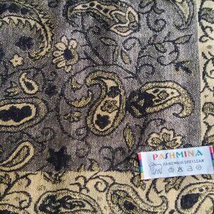 Gold Black Paisley Pashmina NWT!  NEW!